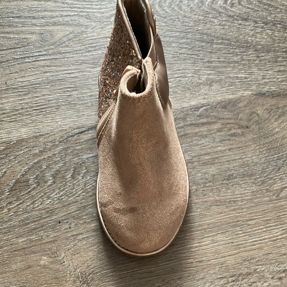 " NEW"Maggie & Zoe Tan Boots with Side Zipper - Picture 1 of 5